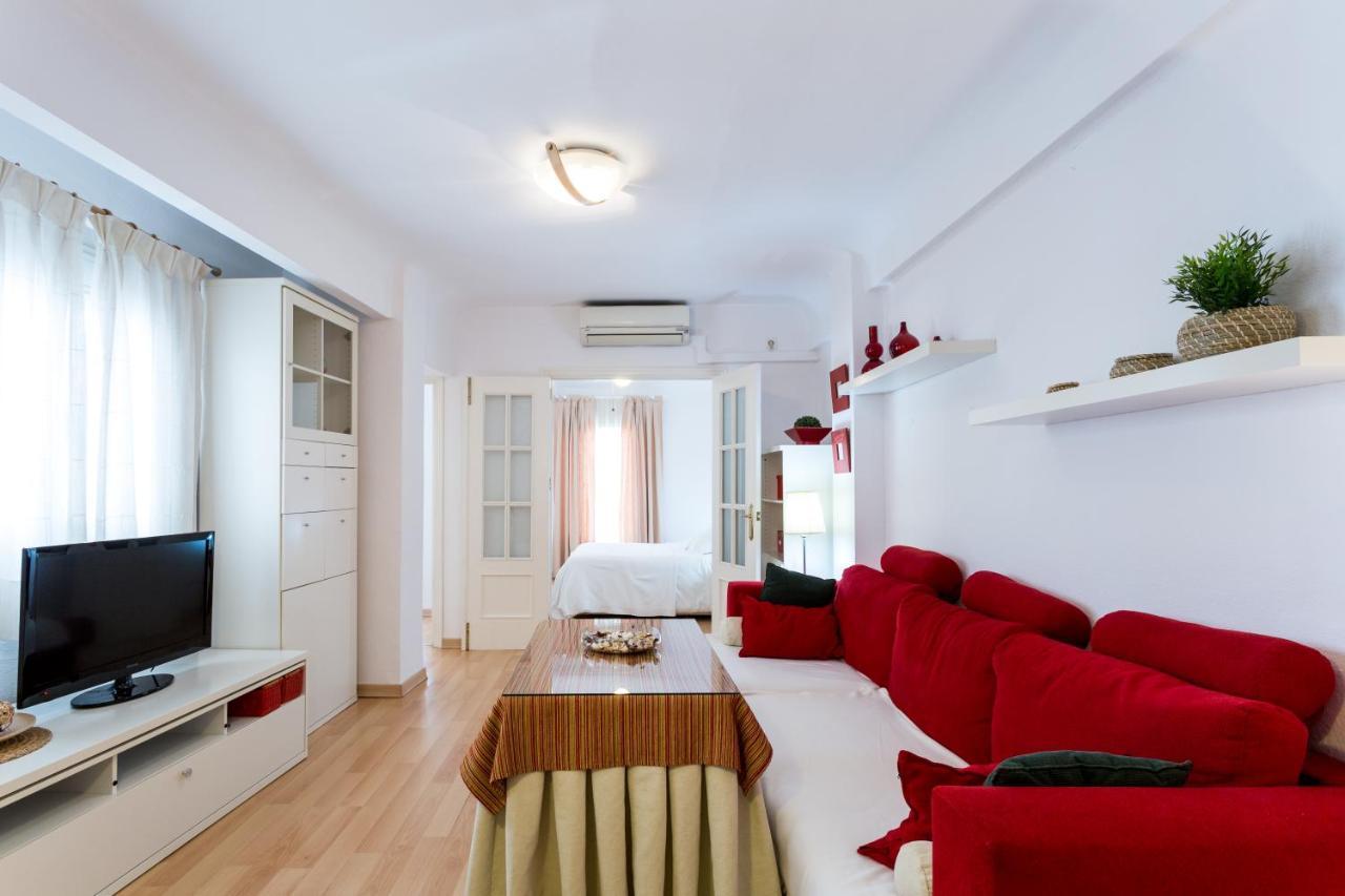 Cs Para Familias Junto A Plaza De San Marcos Σεβίλλη Εξωτερικό φωτογραφία