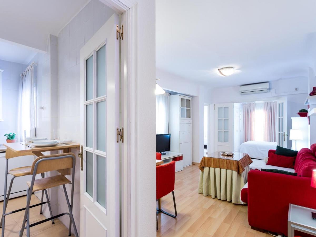 Cs Para Familias Junto A Plaza De San Marcos Σεβίλλη Εξωτερικό φωτογραφία